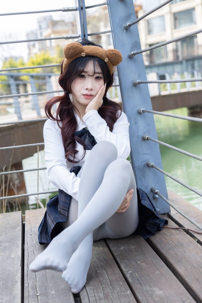 丝恋摄影 009期：厚灰丝，白皮鞋，玛丽珍，jk短裙[283P/1V/3.19G]插图