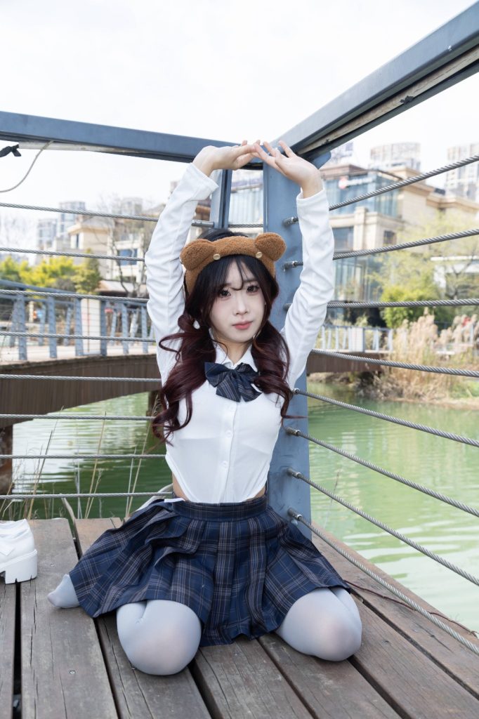 丝恋摄影 009期：厚灰丝，白皮鞋，玛丽珍，jk短裙[283P/1V/3.19G]插图2