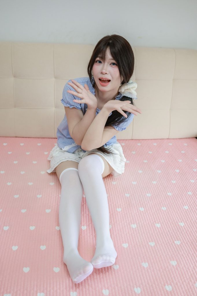 033期：短厚白，乐福鞋，碎花裙