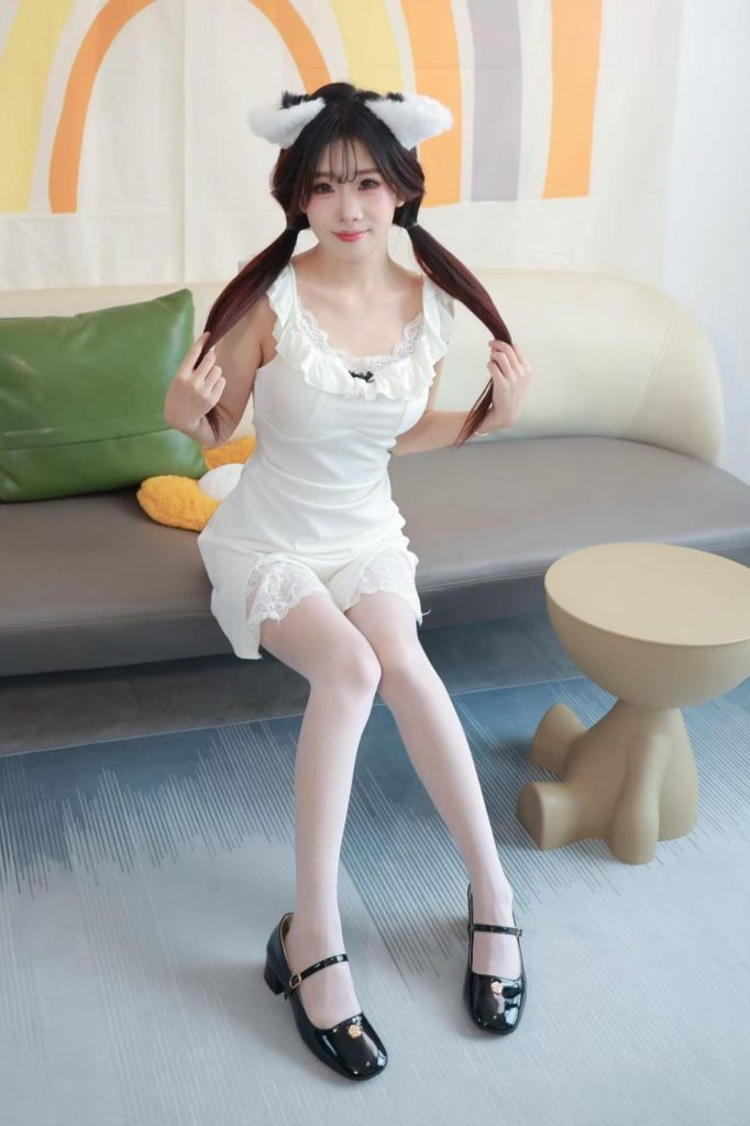 丝恋摄影 045期：厚白丝，玛丽珍，连衣裙[249P/1V/4.45G]插图