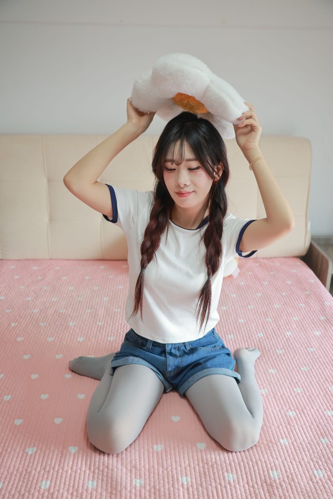 丝恋 065期：厚灰丝，小皮鞋，短牛仔裤[240P/1V/4.5G]插图2