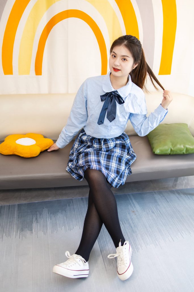 077期：厚黑丝，帆布鞋，学院风